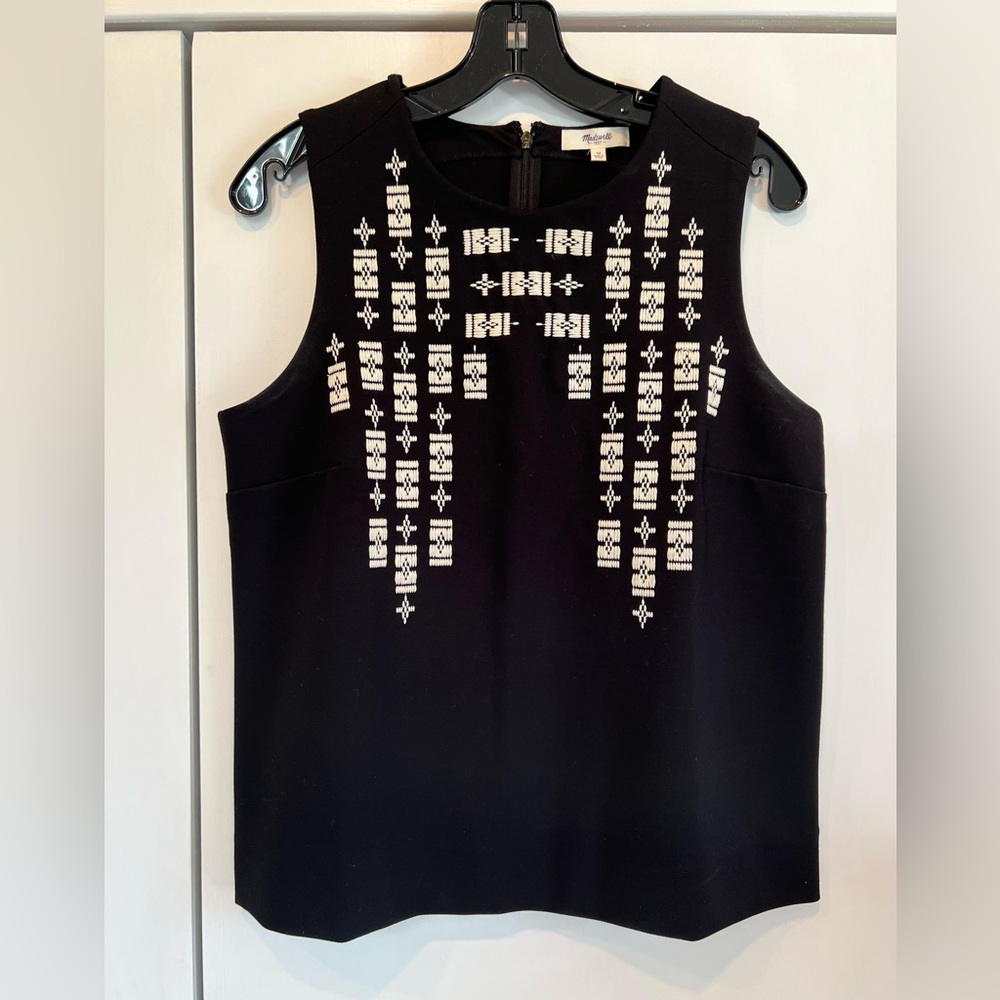 Madewell sleeveless top. Excellent condition. Size M